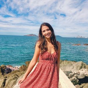 Meet your Posher, Ally